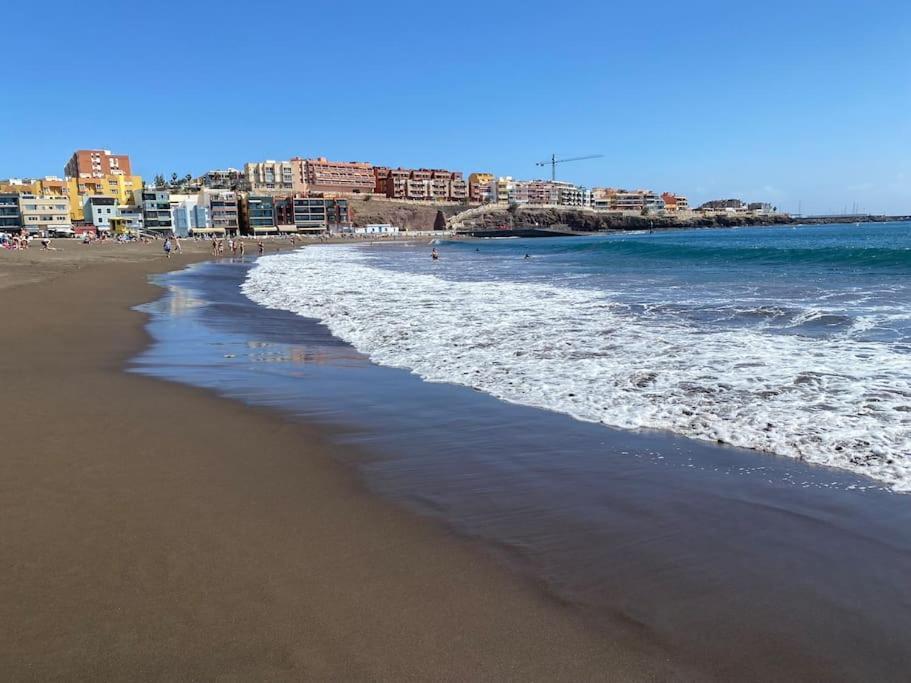 Beachfront Apartment Incl Highspeed Wifi Меленара Экстерьер фото